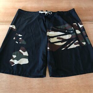 Wailoa Board Swim Shorts Men 44 Green Camouflage Zip Pocket Tie Waist Beach
